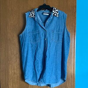 Bill Blass cotton denim button up tank